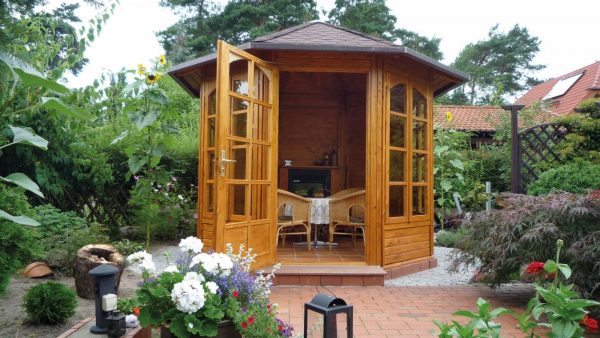 Pavilon zárt oldalfalakkal Weka szaletli ablakokkal Weka kerti pavilon nyolcszögletű zárt pavilon