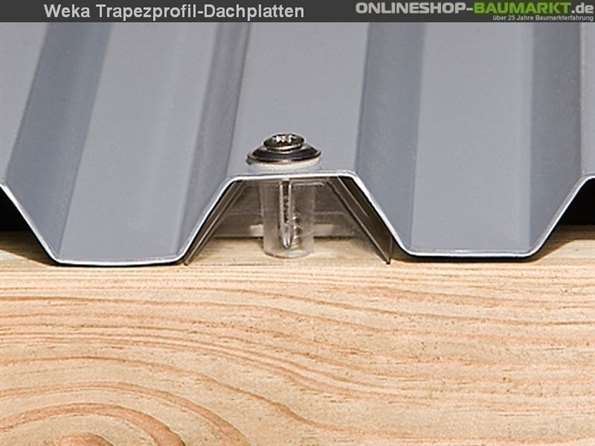 Nyitott garázs tető héjalása