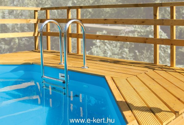 Napozóterasz nemesacél medence létrával Felszín feletti medence napozóterasz